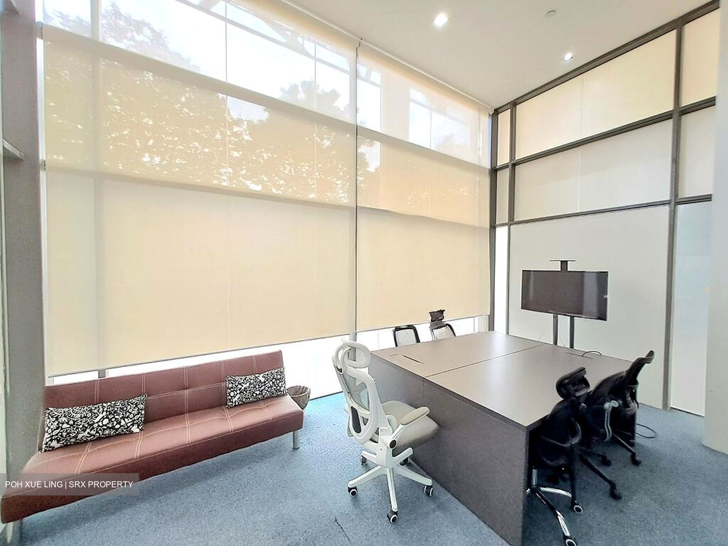 Luxasia Building (D19), Factory #518888421